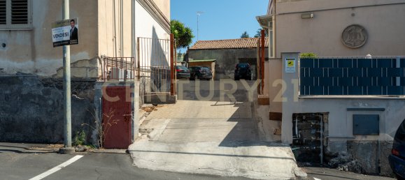 2 Schlafzimmer Wohnung in Tremestieri Etneo, Italy, Nr. 377346 33