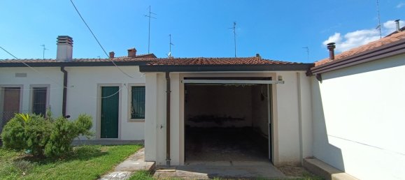 4 rooms House in Argenta, Italy No. 309390 23