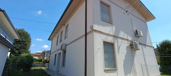 4 rooms House in Argenta, Italy No. 309390 4