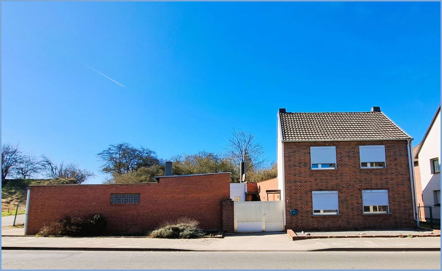 Таунхаус с 4 спальнями в Дюрен, Германия № 356938