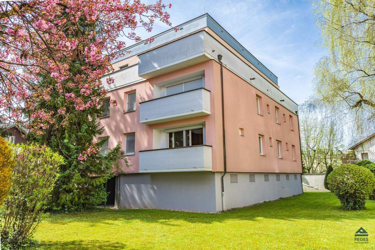 6 rooms Apartment in Salzburg, Austria No. 247438