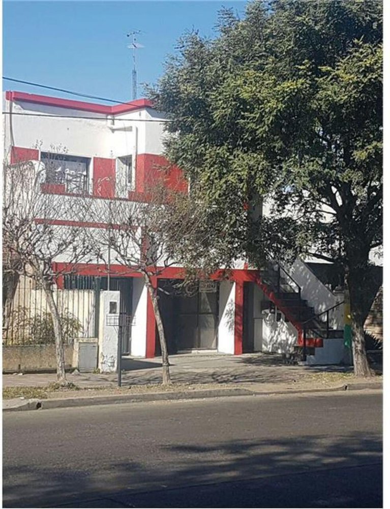 6 bedrooms Apartment in Cordoba, Argentina No. 7857