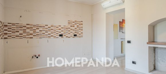 4 rooms Apartment in Ponteranica, Italy No. 346708 7