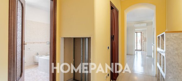 4 rooms Apartment in Ponteranica, Italy No. 346708 9