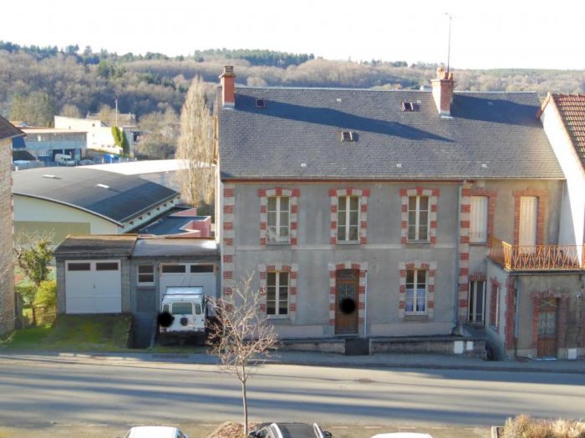 4 Schlafzimmer Haus in Felletin, France, Nr. 22624