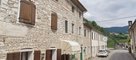 9 rooms House in Segusino, Italy No. 261298 4