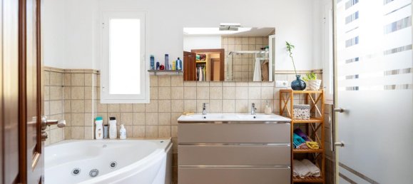 5 bedrooms House in La Zubia, Spain No. 171311 45