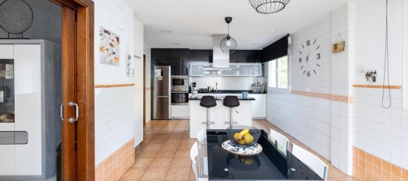 5 bedrooms House in La Zubia, Spain No. 171311 37