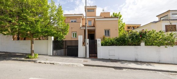 5 bedrooms House in La Zubia, Spain No. 171311 96