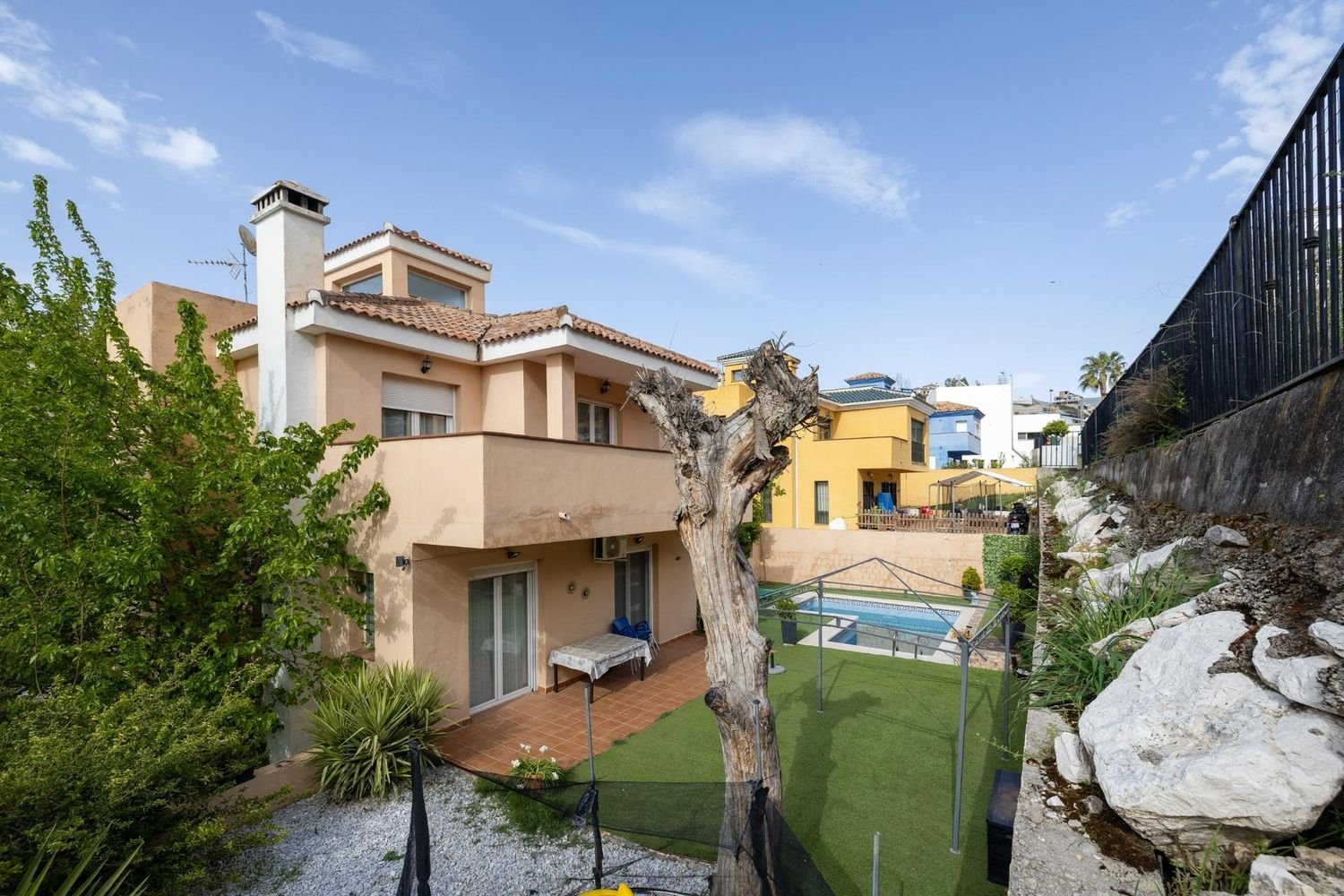 5 bedrooms House in La Zubia, Spain No. 171311