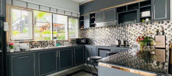 5 bedrooms Villa in Kathu, Thailand No. 25240 9