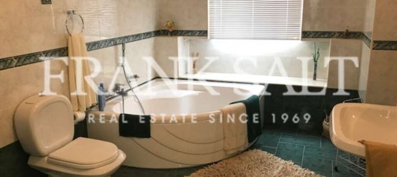 3 bedrooms Bungalow in Mosta, Malta No. 9241 7