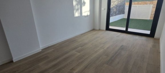 3 غرف نوم منزل ذو طابقين في Alicante, Spain رقم 62232 8