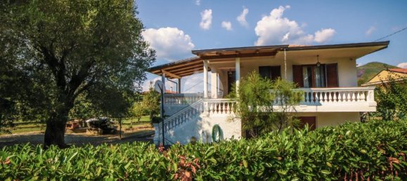 5 bedrooms Villa in Santa Marina, Italy No. 316234 8