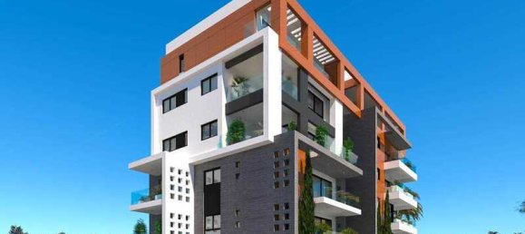 4 bedrooms Penthouse in Limassol, Cyprus No. 12051 5