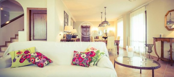 4 bedrooms House in Passignano sul Trasimeno, Italy No. 55654 4