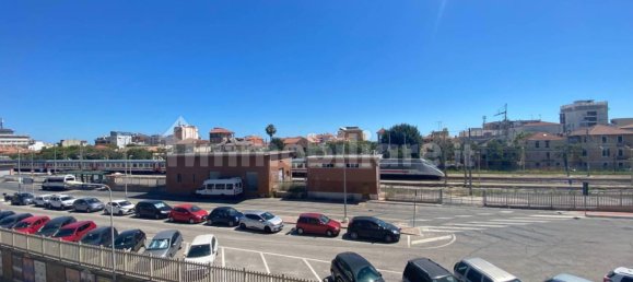 2 chambres Appartement à Porto San Giorgio, Italy No. 66847 2