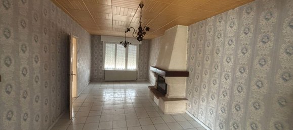 Casa de 3 dormitorios en Marly, France No. 330002 4