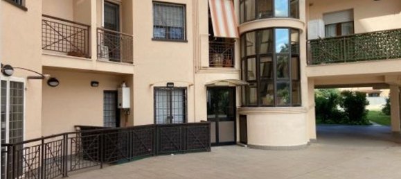 3 rooms Apartment in Anzio, Italy No. 198849 4