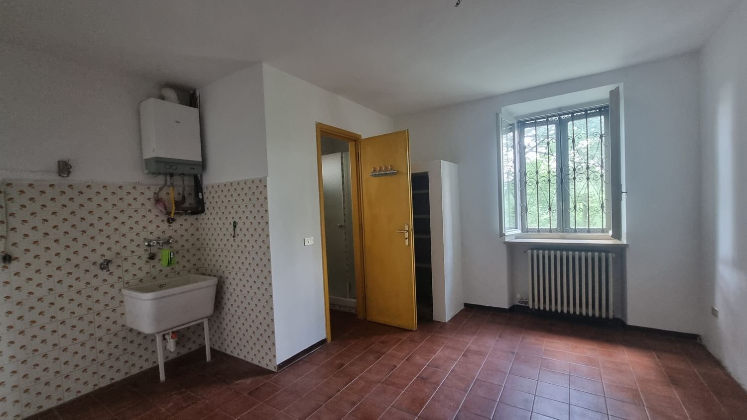 9 rooms House in Asti, Italy No. 157021