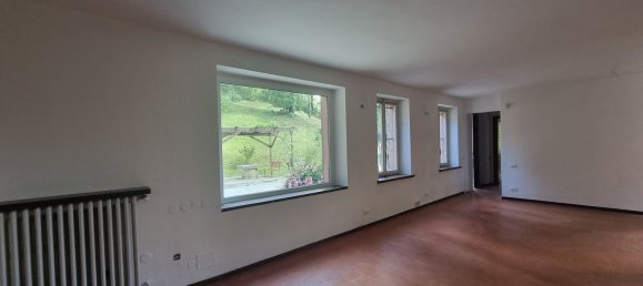 9 rooms House in Asti, Italy No. 157021 10