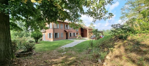 9 rooms House in Asti, Italy No. 157021 3