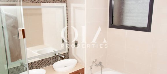 4 bedrooms Villa in Yas Island, UAE No. 17497 9