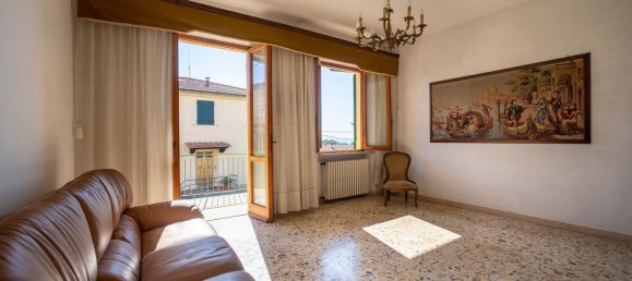 10 rooms Villa in Volterra, Italy No. 163979 13
