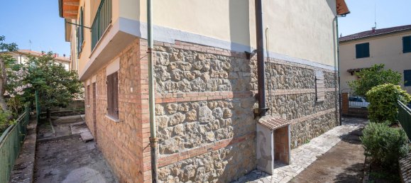 10 rooms Villa in Volterra, Italy No. 163979 10