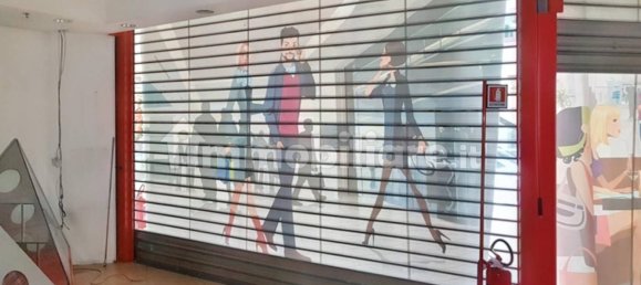 Propiedad comercial en Pordenone, Italy 60 m² No. 315783 3