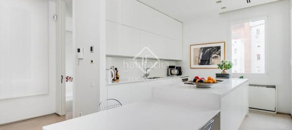 3 bedrooms Apartment in Madrid, Spain No. 135689 17