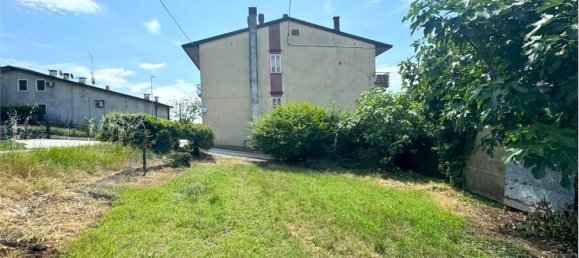 4 bedrooms House in Verona, Italy No. 360139 13