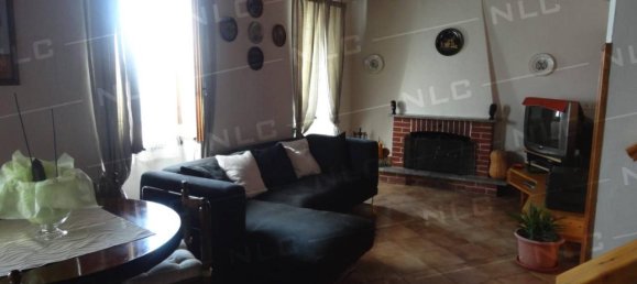 Дом с 8 комнатами в Лорсика, Италия № 154994 10