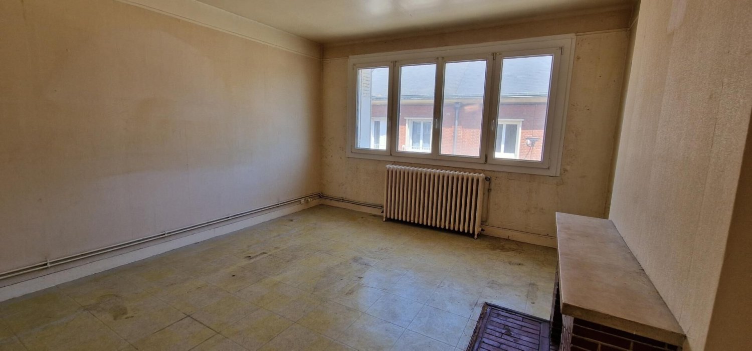 2غرفة شقة في Louviers, France رقم 286479