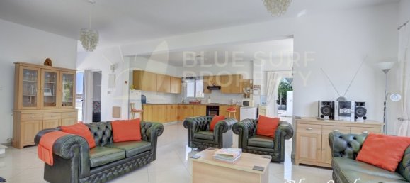 4 bedrooms Villa in Paralimni, Cyprus No. 14590 22