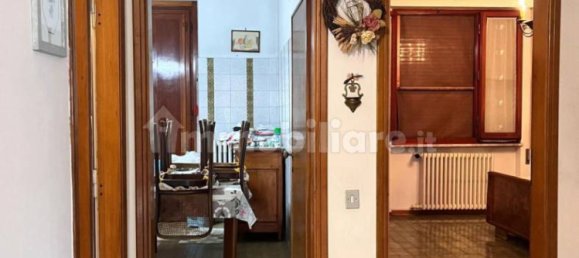 5 bedrooms House in Agliana, Italy No. 351010 4