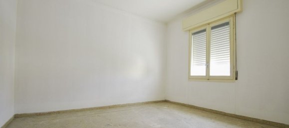 4 rooms Apartment in Modena, Italy No. 140642 9