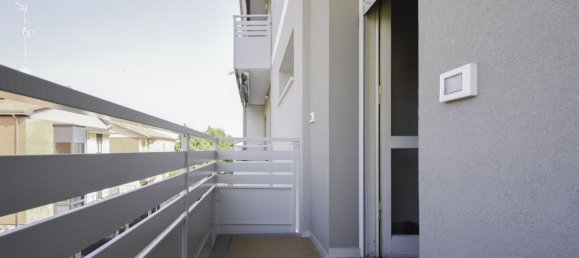 4 rooms Apartment in Modena, Italy No. 140642 17