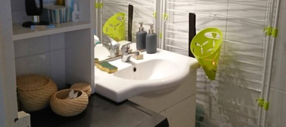 Studio in Clamart, France No. 166427 8