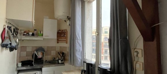 Studio in Clamart, France No. 166427 7