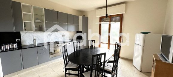 4 bedrooms Apartment in Castelfranco Piandiscò, Italy No. 104247 3