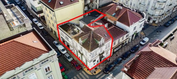 9 bedrooms Building in Coimbra, Portugal No. 74845 2