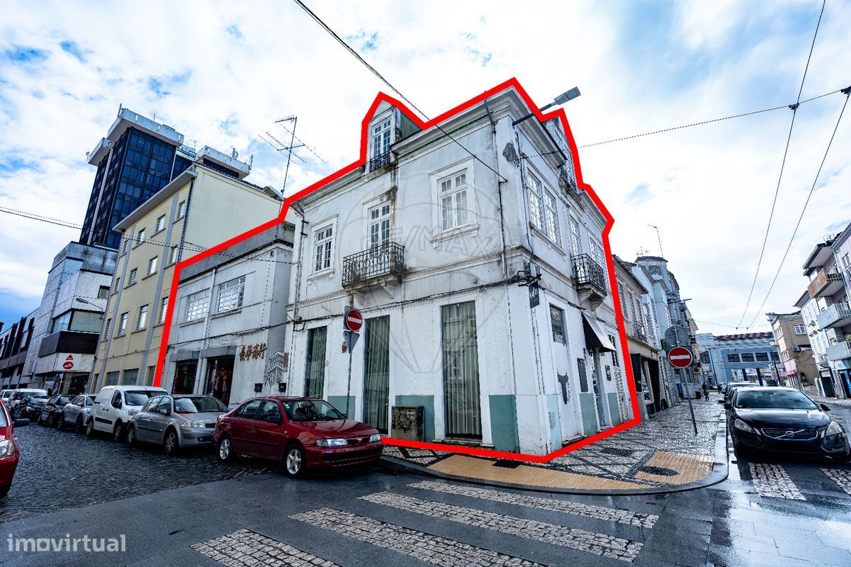 9 bedrooms Building in Coimbra, Portugal No. 74845