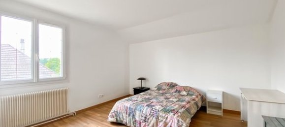 5 bedrooms House in Lons-le-Saunier, France No. 356684 10