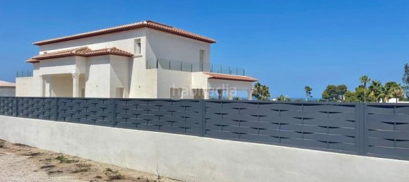 4 Schlafzimmer Villa in Alicante, Spain, Nr. 67179 15