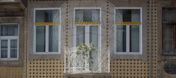 9 bedrooms Building in Porto, Portugal No. 142697 13