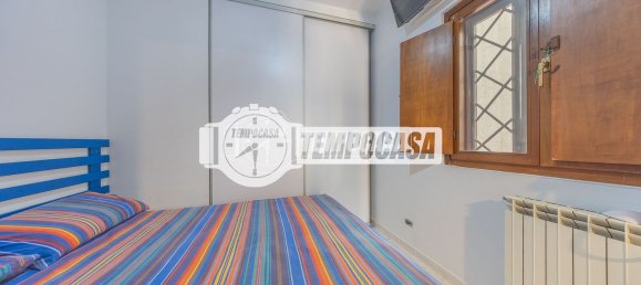 Квартира с 2 комнатами в Черветери, Италия № 279991 17