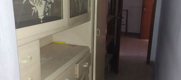 4 rooms Apartment in Serracapriola, Italy No. 255332 8