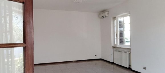 Villa de 8 habitaciónes en Carrara, Italy No. 277874 3