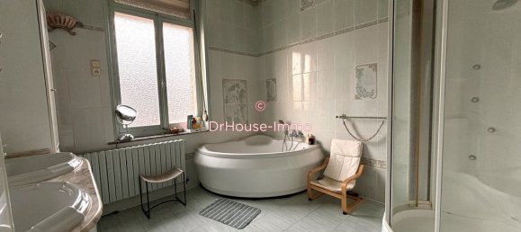 Casa de 7 dormitorios en Quievrechain, France No. 51789 9